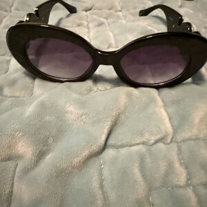 Black Oval Sunglasses